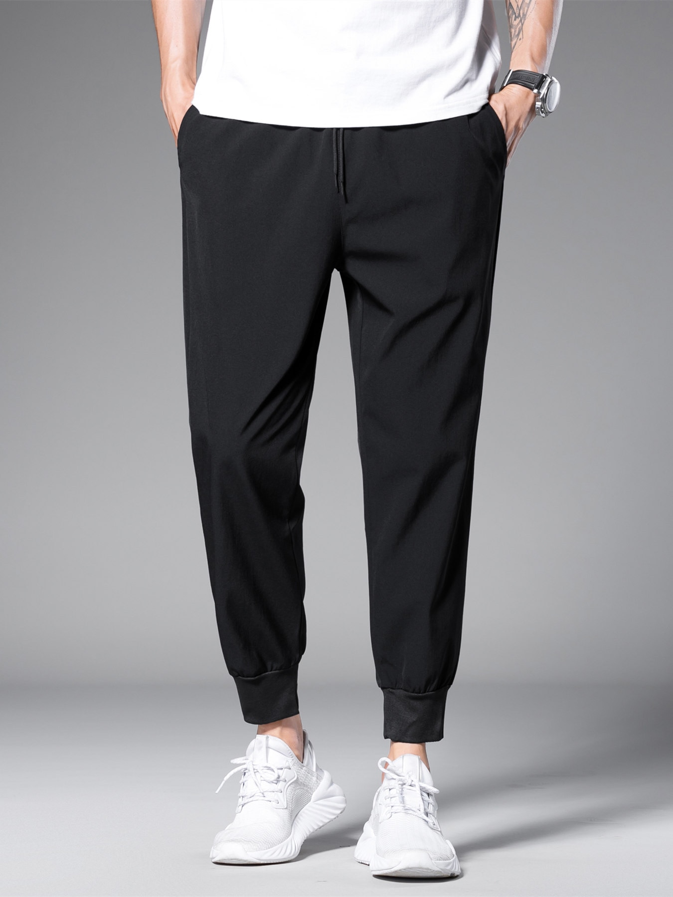 Men Solid Drawstring Crop Carrot Pants AEchoice